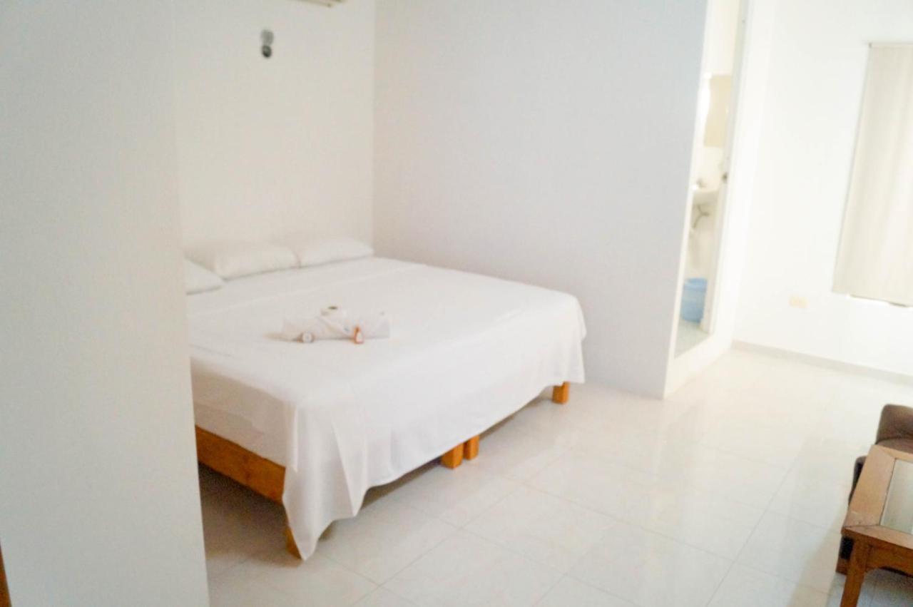 Hotel Monserrat Merida Luaran gambar