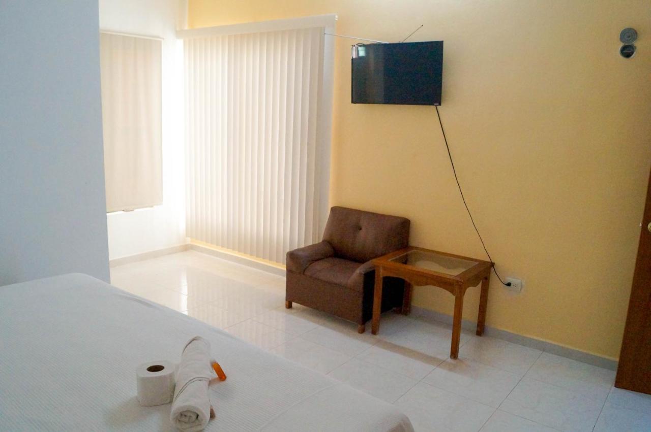 Hotel Monserrat Merida Luaran gambar