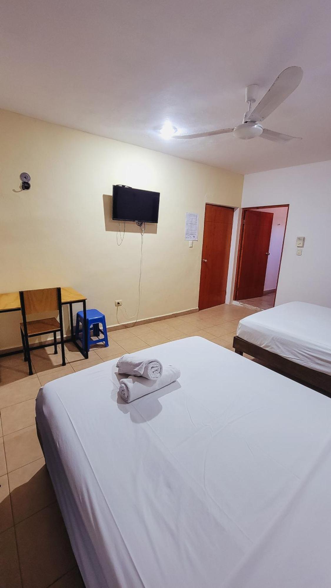 Hotel Monserrat Merida Luaran gambar