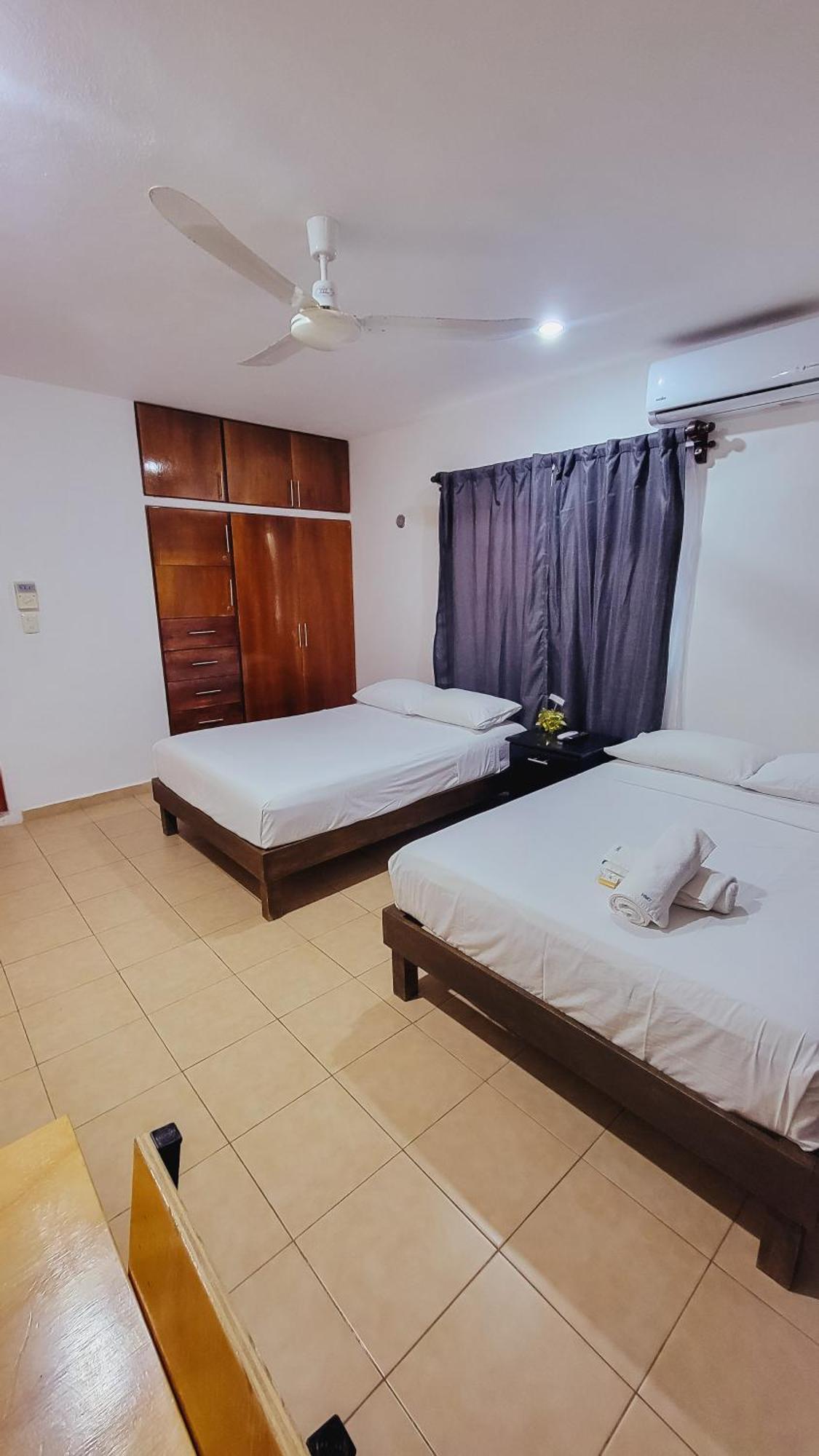 Hotel Monserrat Merida Luaran gambar