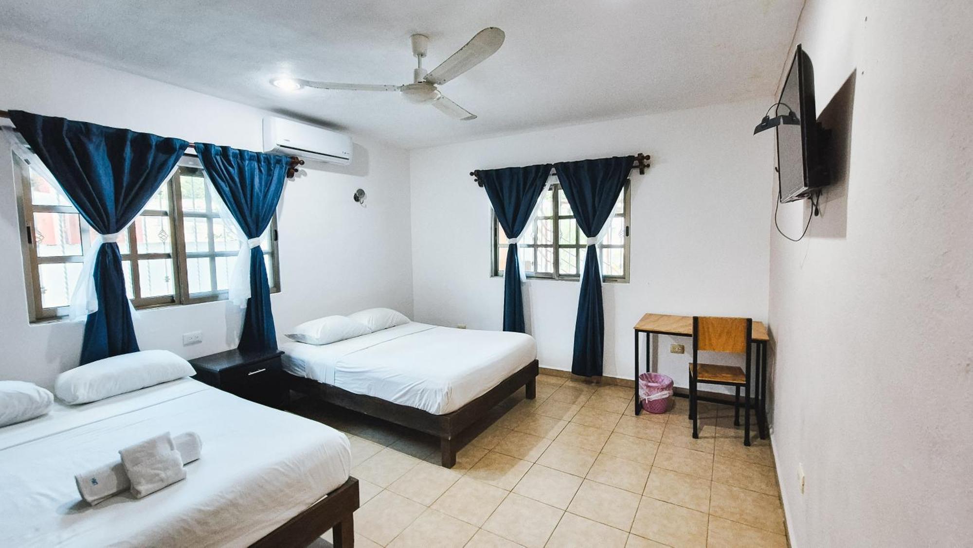 Hotel Monserrat Merida Luaran gambar