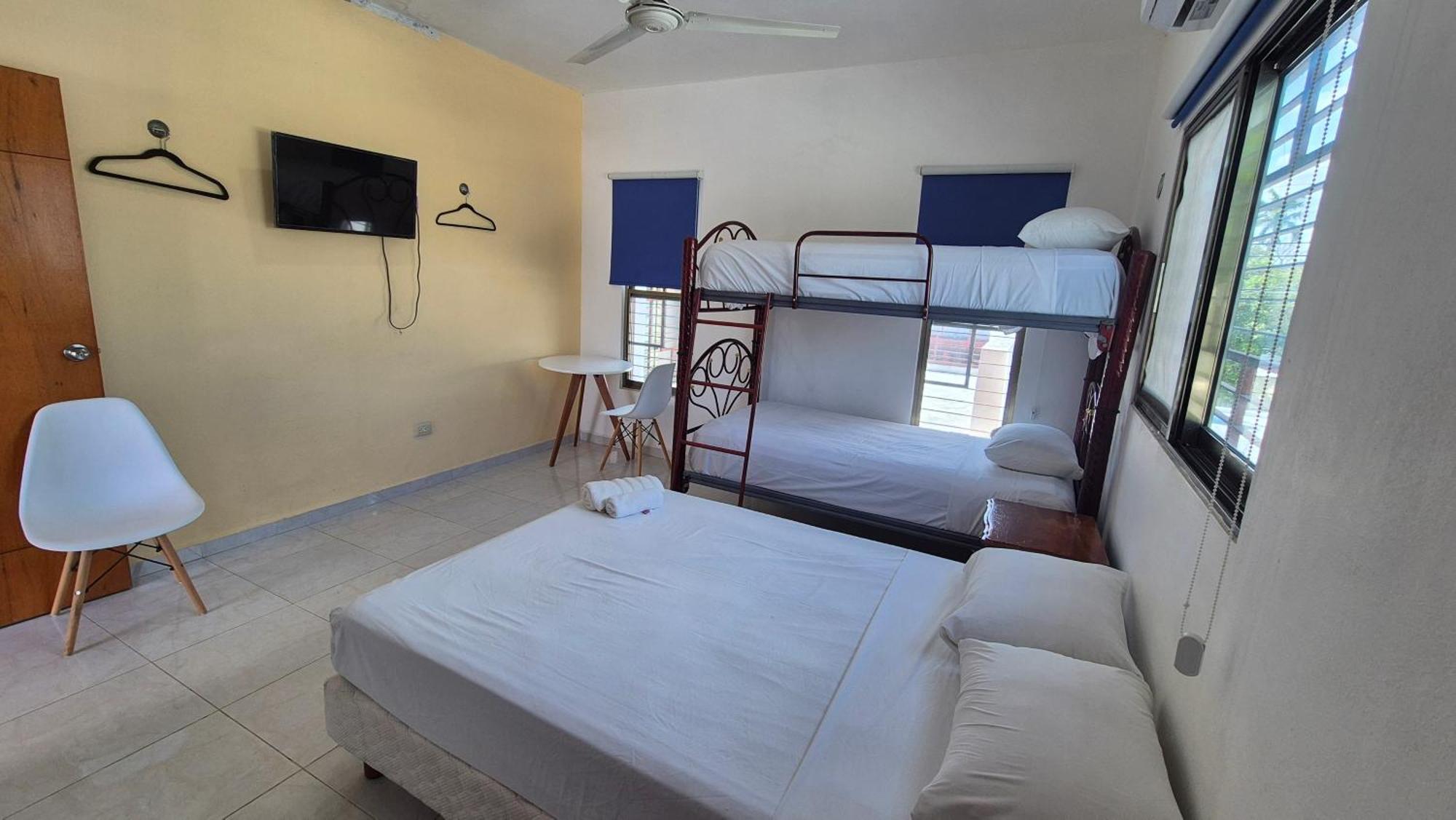 Hotel Monserrat Merida Luaran gambar