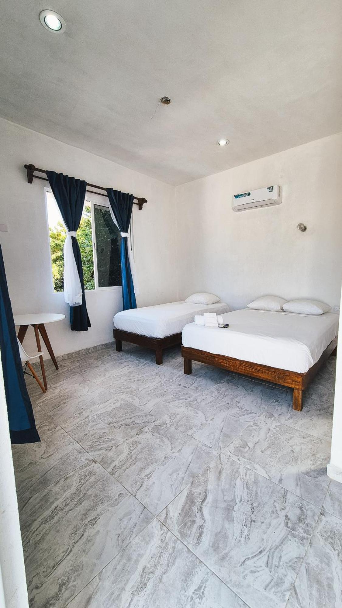 Hotel Monserrat Merida Luaran gambar